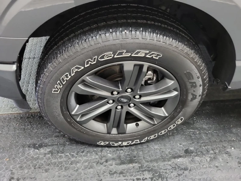 Ford F150 * LARIAT CREW CAB SHORT BED * CARFAX * БЕЗ ПЪРВОНА, снимка 17 - Автомобили и джипове - 52926201