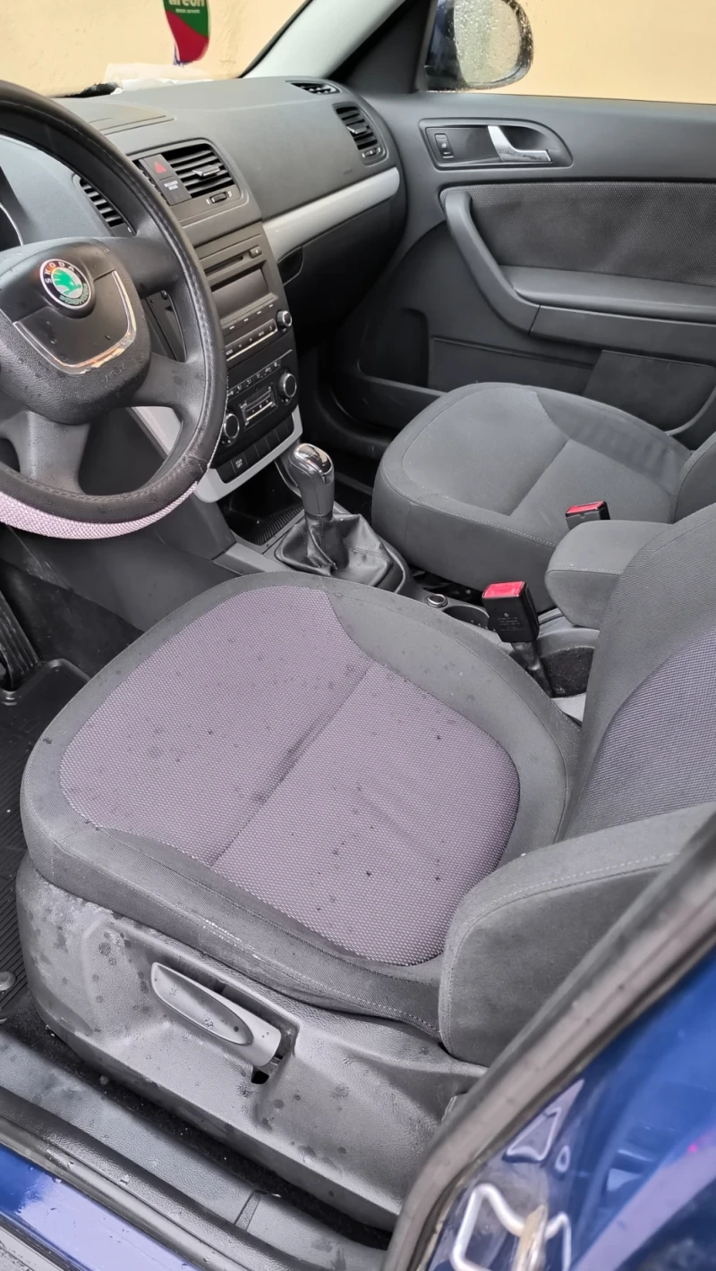 Skoda Yeti 2.0 tdi, снимка 7 - Автомобили и джипове - 53459444