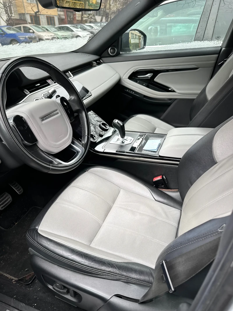 Land Rover Range Rover Evoque FIRST EDITION P250, снимка 8 - Автомобили и джипове - 53494256