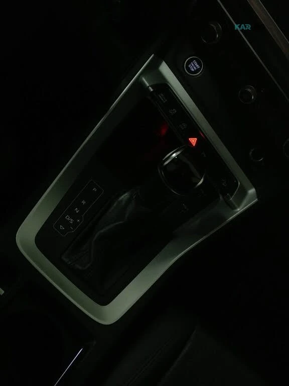 Audi Q3  Progressiv * 40TFS * АвтоКредит * (ЦЕНА ДО БГ), снимка 15 - Автомобили и джипове - 54875060