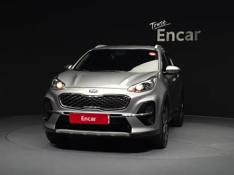 Kia Sportage The Bold Diesel 1.6 2Wd Prestige, снимка 3 - Автомобили и джипове - 55015890