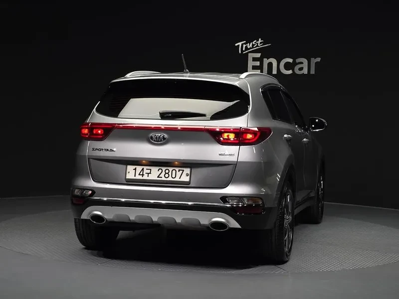 Kia Sportage The Bold Diesel 1.6 2Wd Prestige, снимка 4 - Автомобили и джипове - 55015890