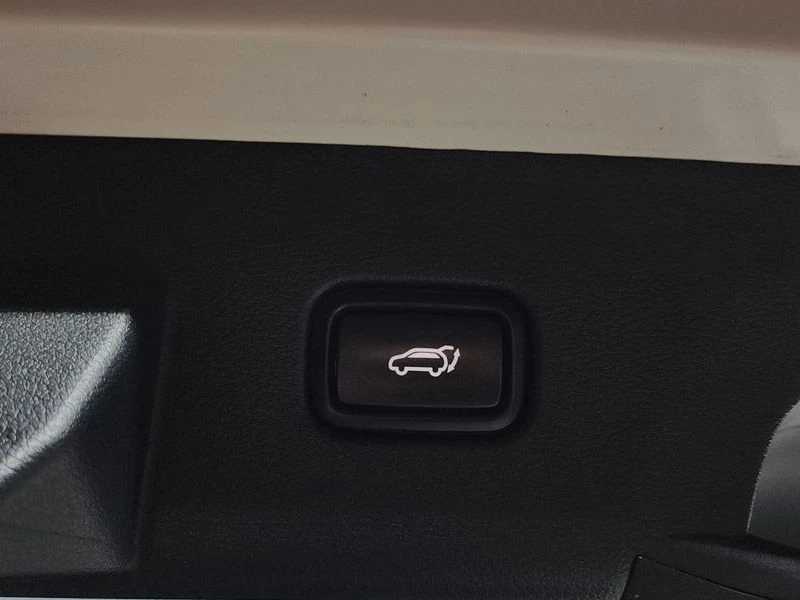 Kia Sportage 2.0 Automatic, снимка 15 - Автомобили и джипове - 55587785
