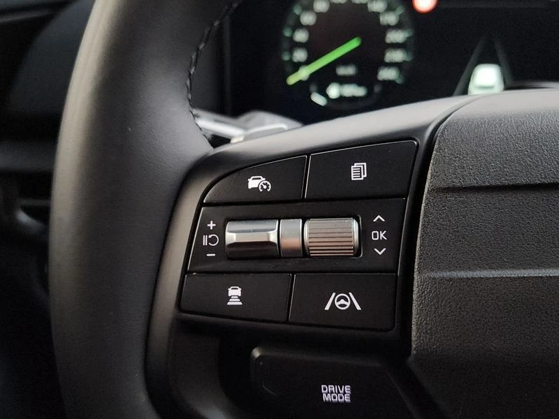 Kia Sportage 2.0 Automatic, снимка 9 - Автомобили и джипове - 55587785
