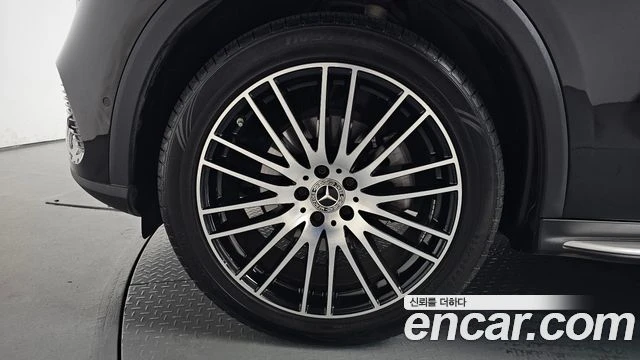 Mercedes-Benz GLC 220, снимка 5 - Автомобили и джипове - 56077613