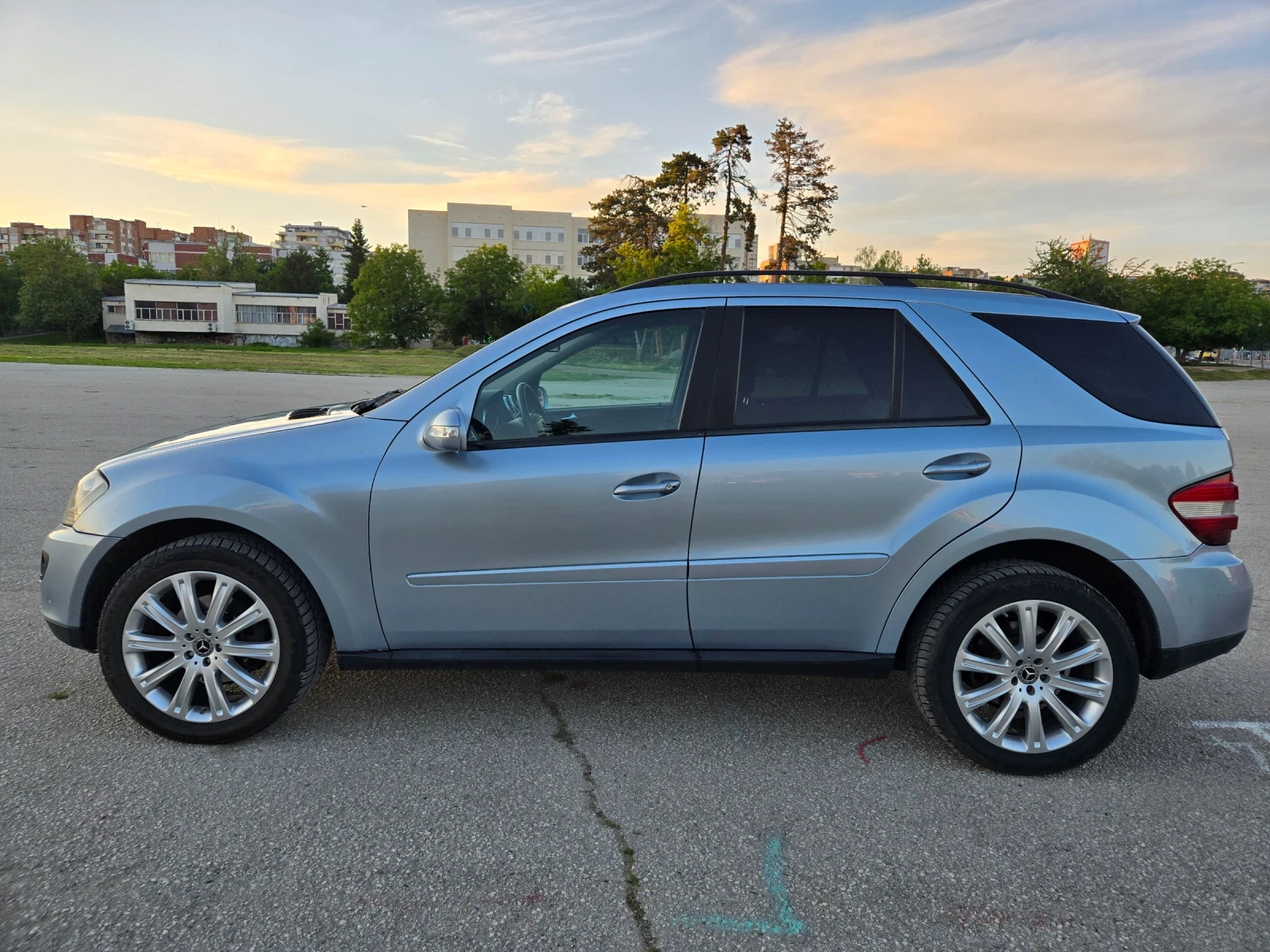 Mercedes-Benz ML 320  - изображение 8
