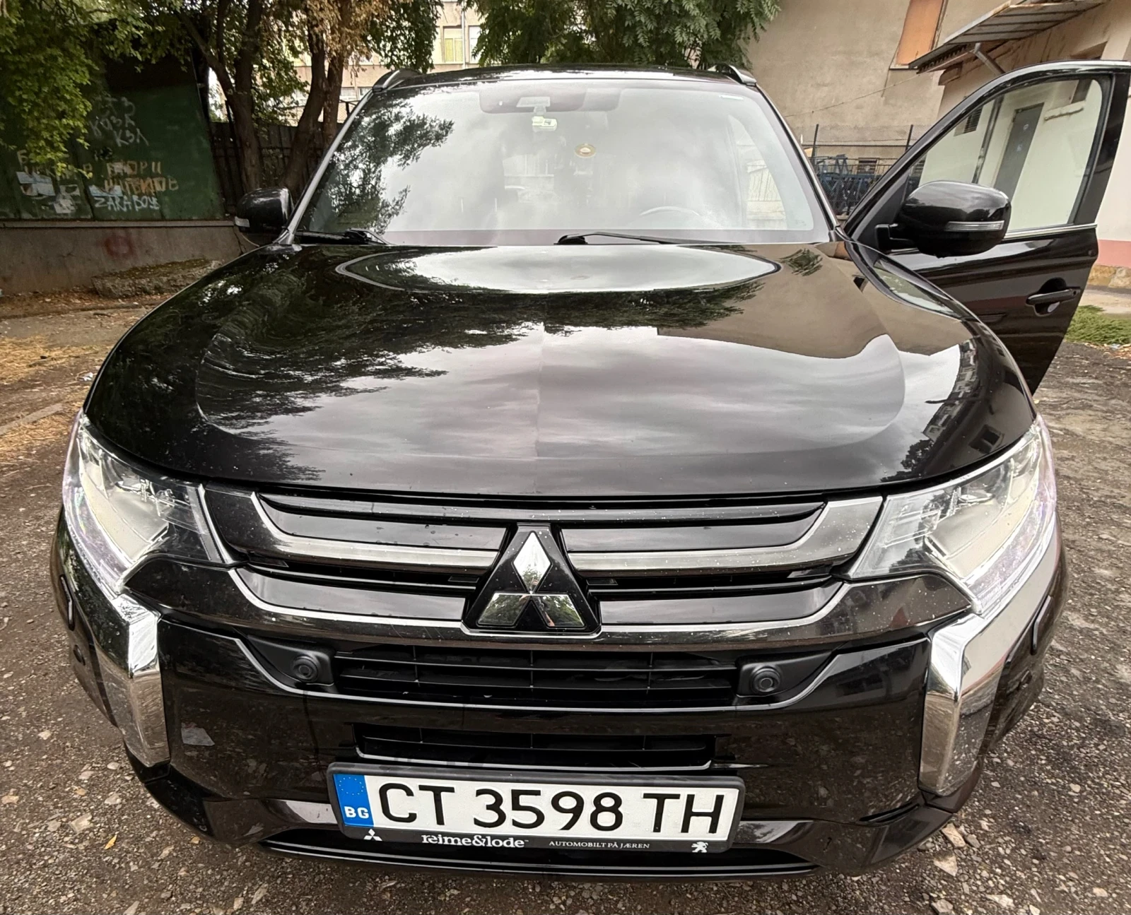 Mitsubishi Outlander PHEV PLUG-IN HIBRID - изображение 9