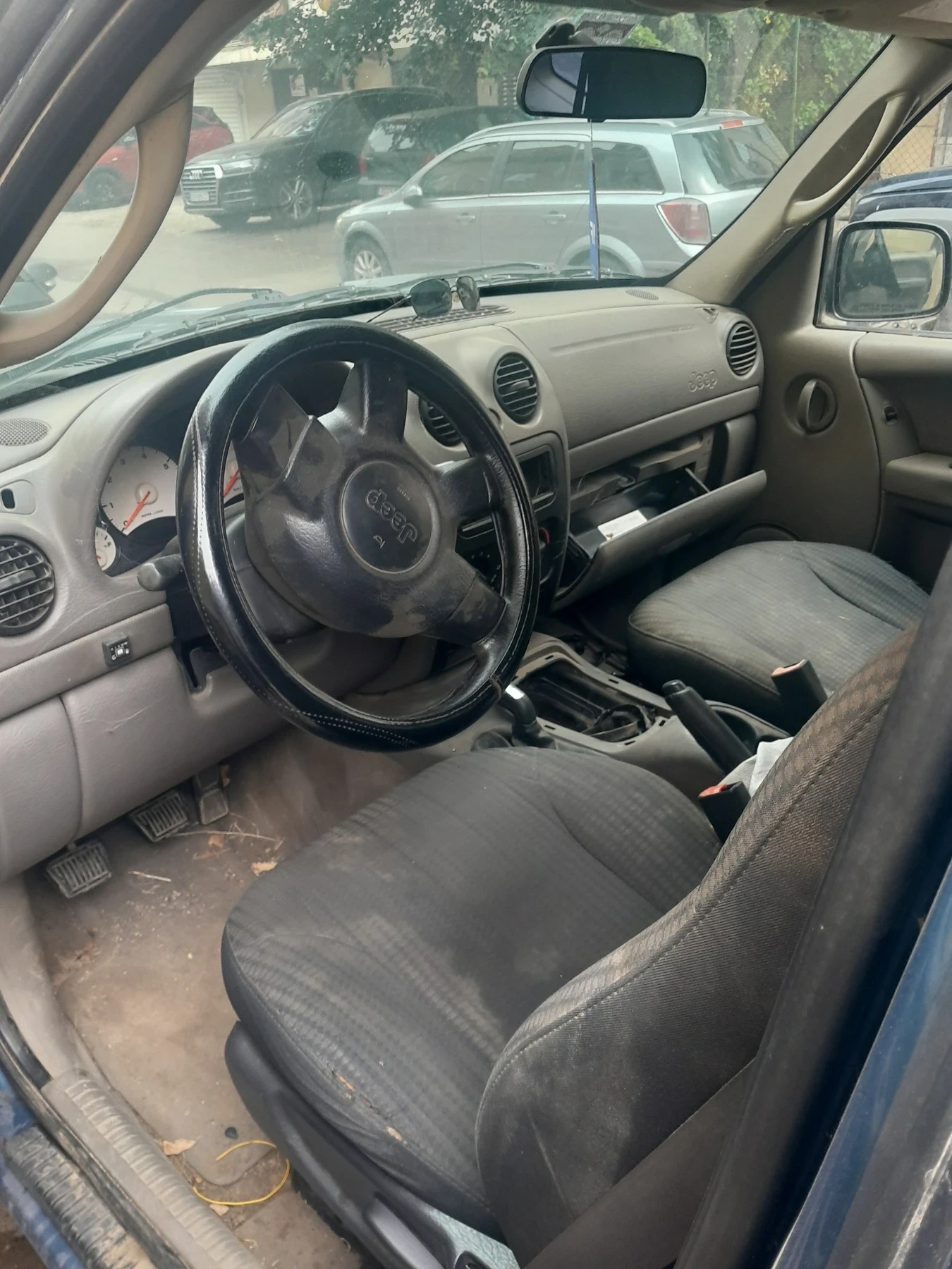 Jeep Cherokee  - изображение 10