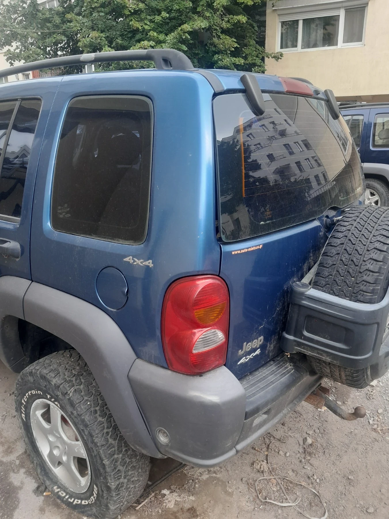 Jeep Cherokee  - изображение 8