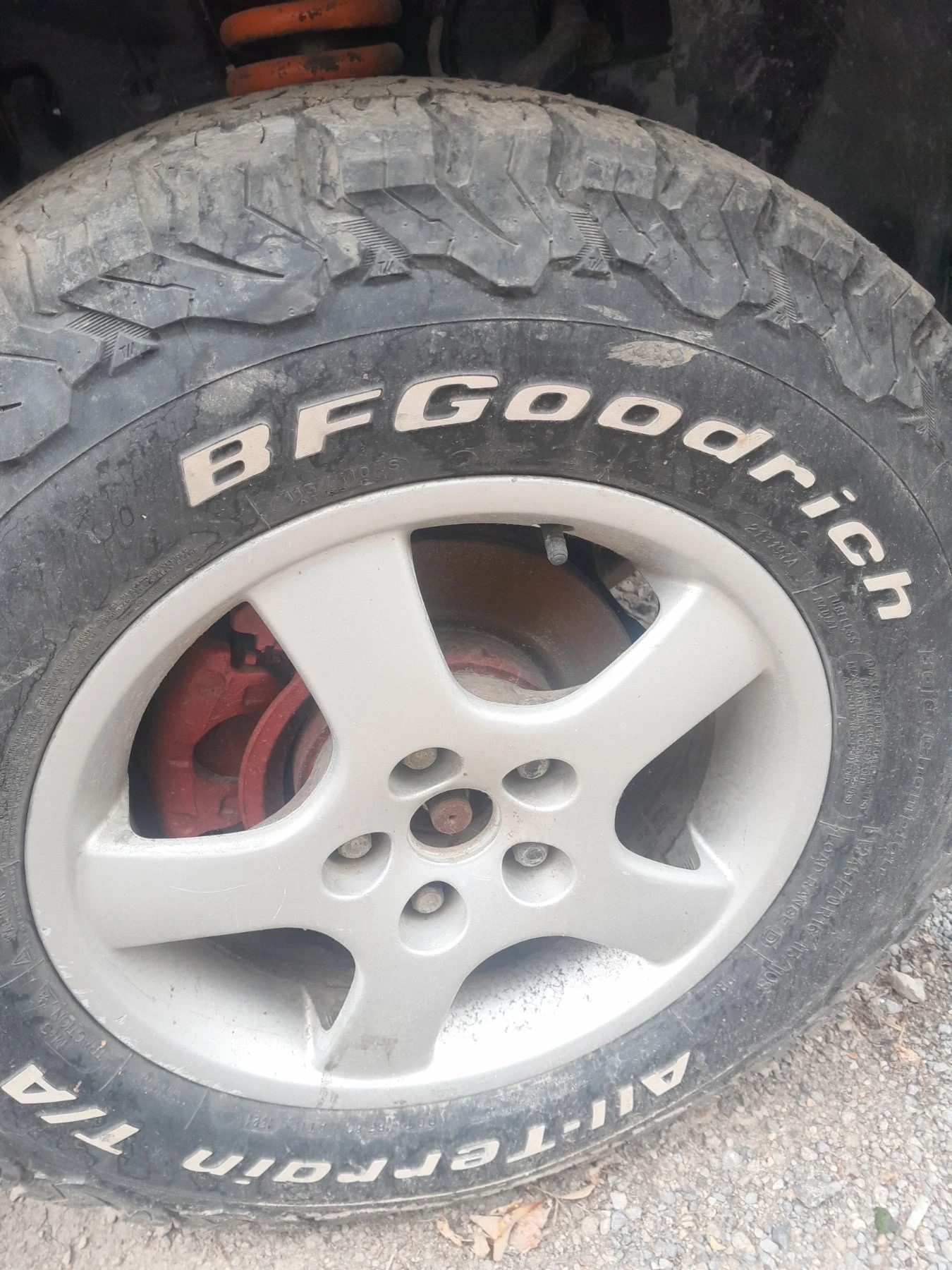 Jeep Cherokee  - изображение 9