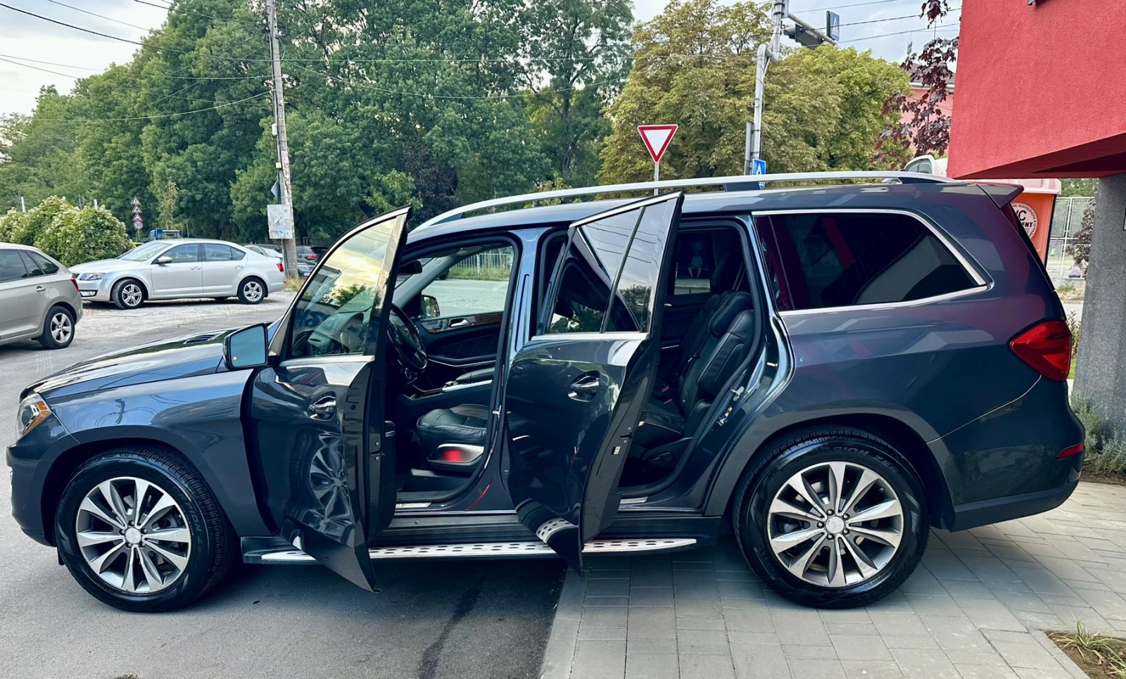 Mercedes-Benz GL 350 BLUETEC 4MATIC - изображение 6
