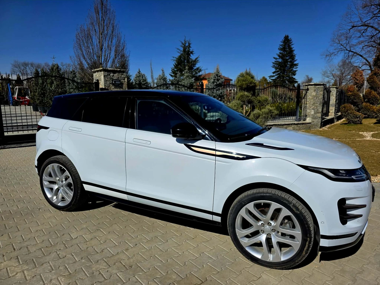 Land Rover Range Rover Evoque FIRST EDITION P250 - изображение 5