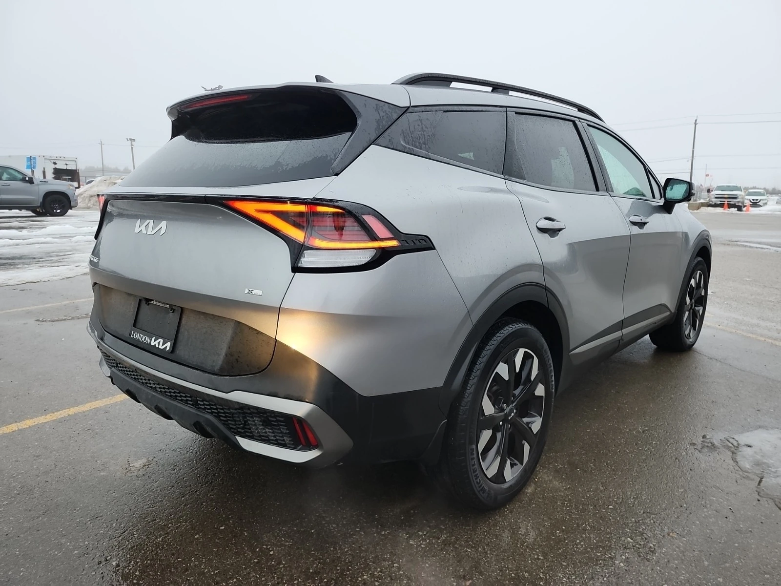 Kia Sportage X-LINE LIMITED-4D UTILITY AWD | СЕРВИЗНА ИСТОРИЯ | - изображение 3