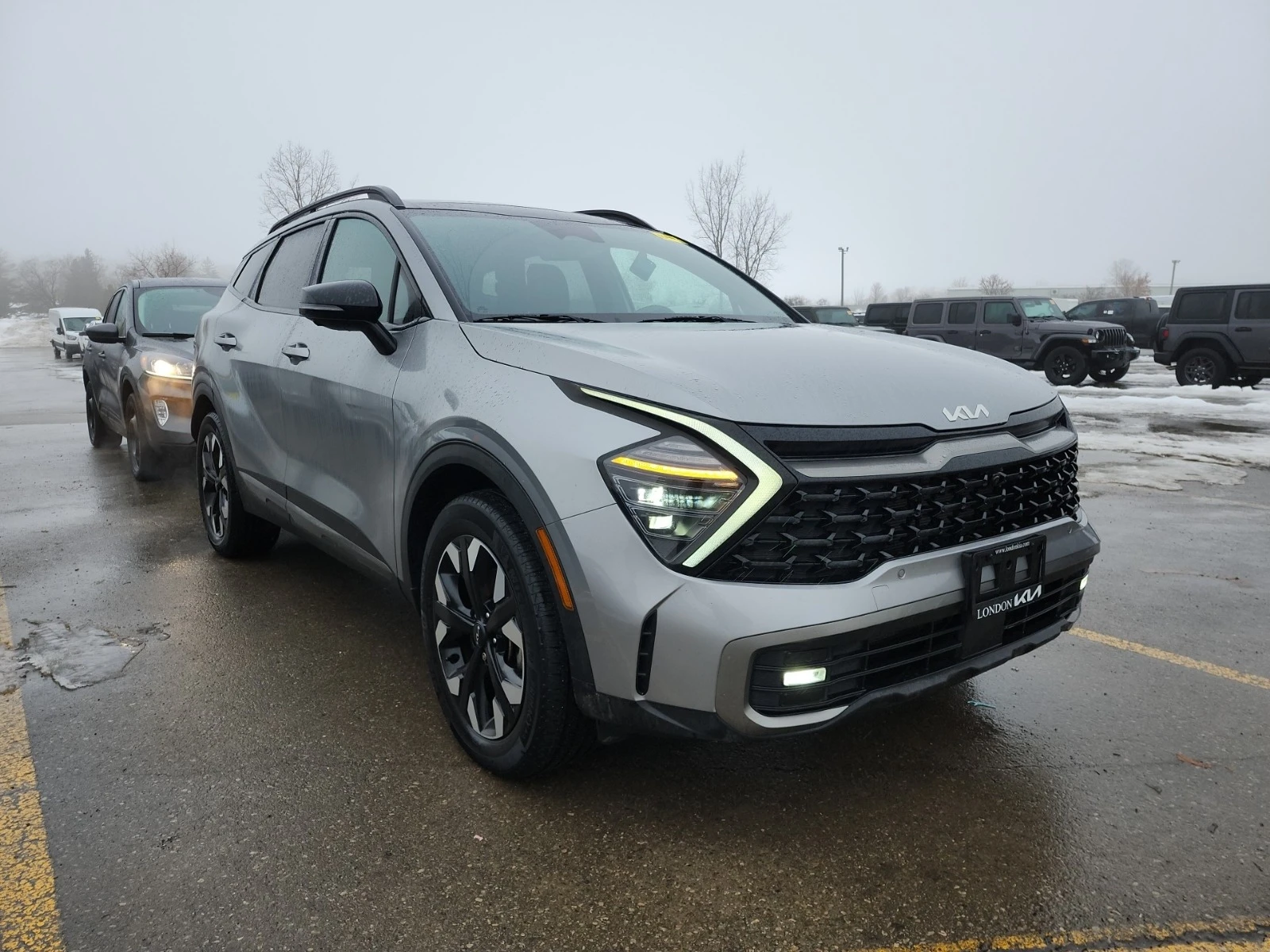 Kia Sportage X-LINE LIMITED-4D UTILITY AWD | СЕРВИЗНА ИСТОРИЯ | - изображение 2