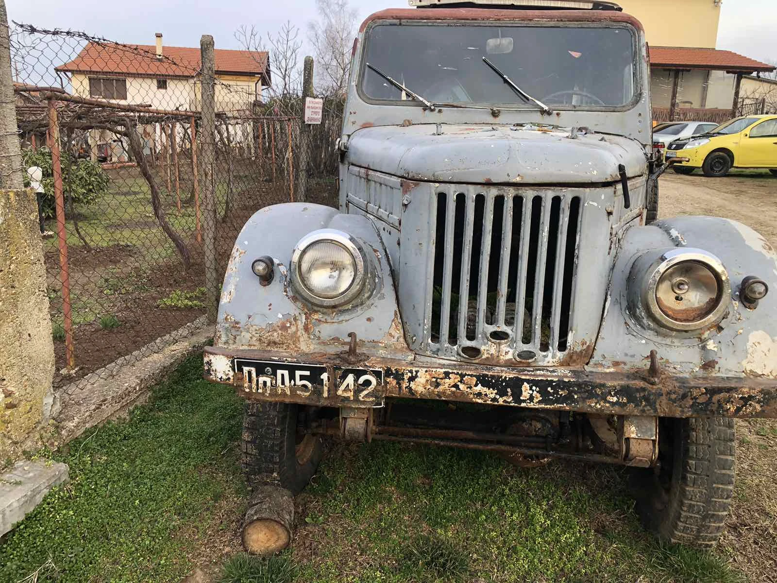 Gaz 69 на части