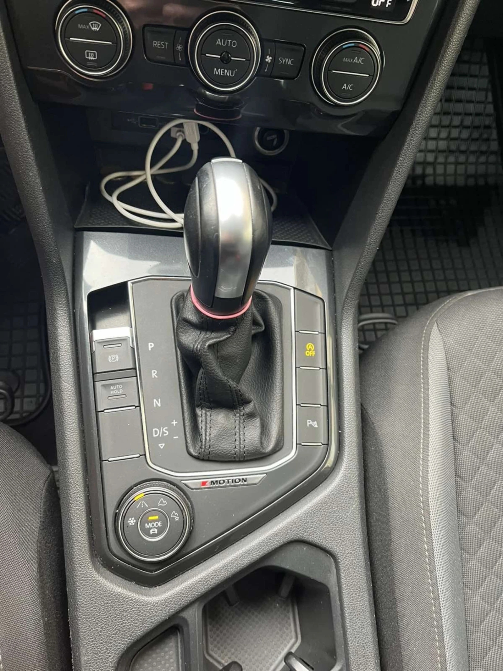 VW Tiguan 2.0 190 к.с., снимка 6 - Автомобили и джипове - 53825336