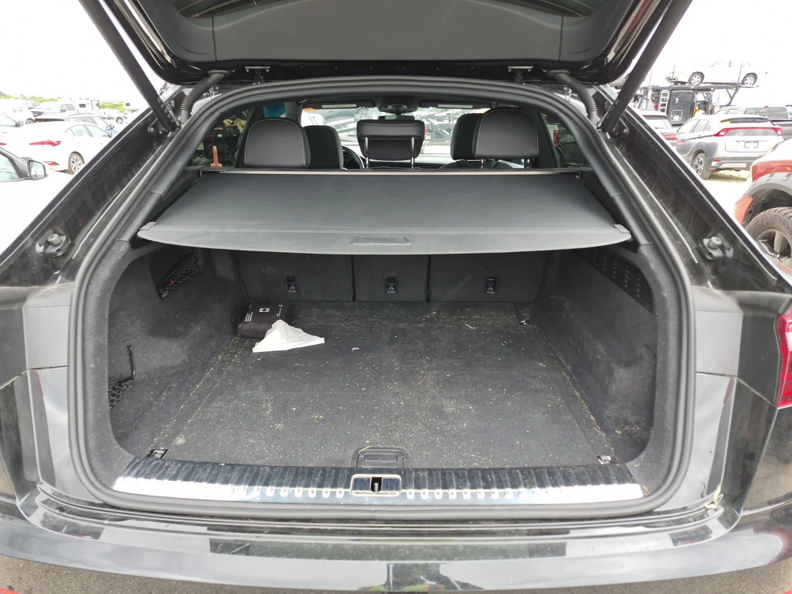 Audi Q8 PROGRESSIV, снимка 8 - Автомобили и джипове - 54721706