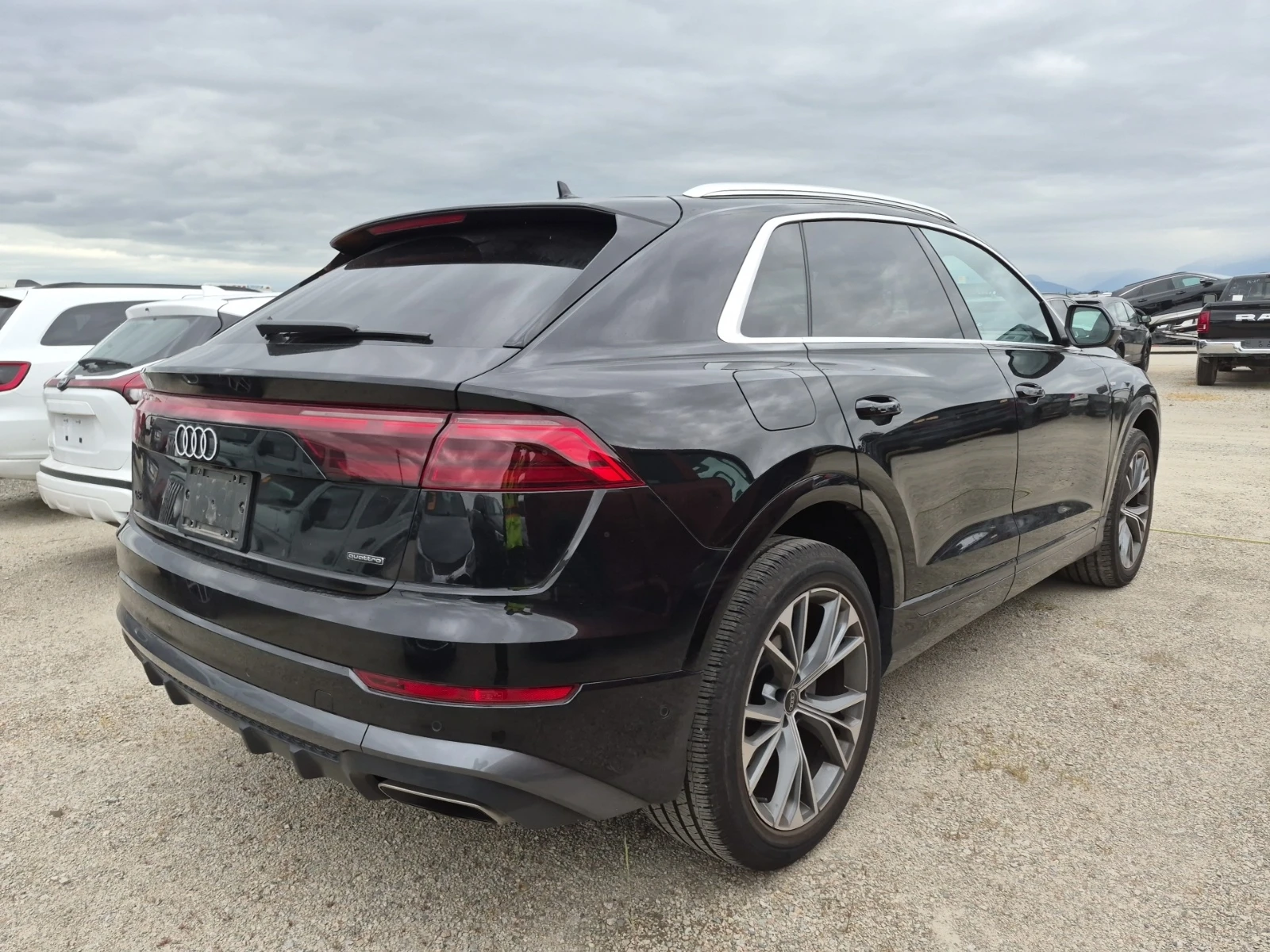 Audi Q8 PROGRESSIV, снимка 3 - Автомобили и джипове - 54721706