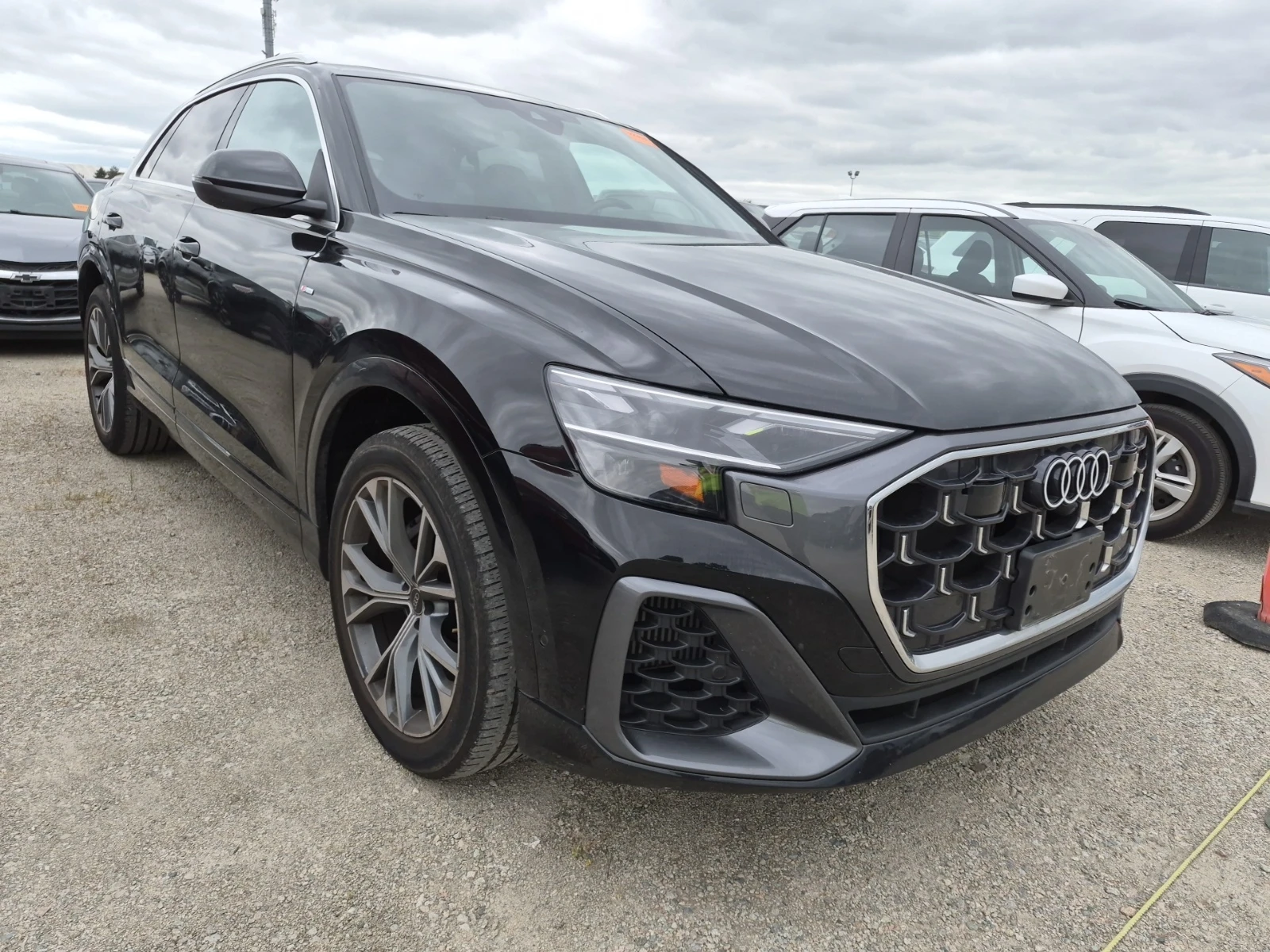 Audi Q8 PROGRESSIV, снимка 2 - Автомобили и джипове - 54721706