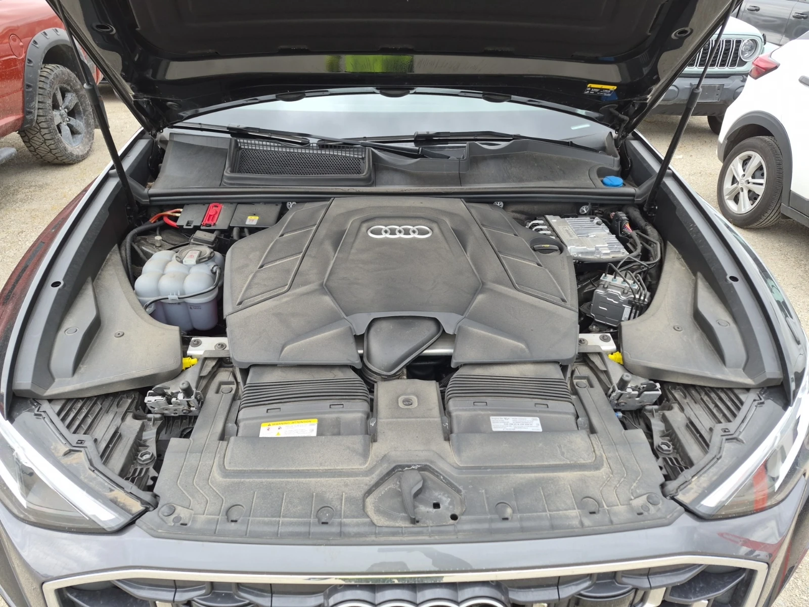 Audi Q8 PROGRESSIV, снимка 7 - Автомобили и джипове - 54721706
