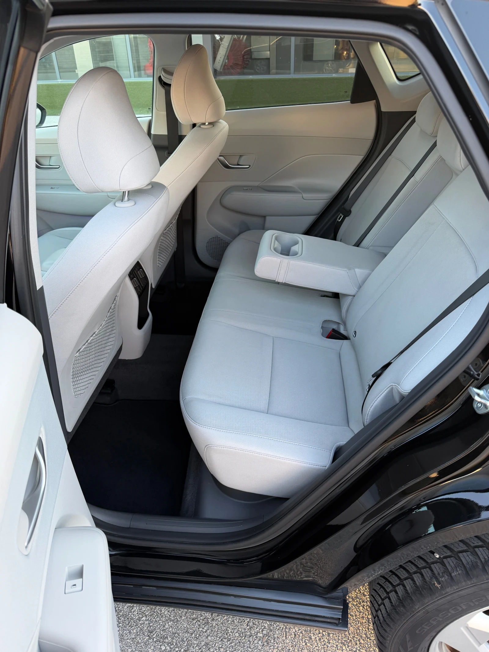 Hyundai Kona 1.0T, снимка 11 - Автомобили и джипове - 54729314
