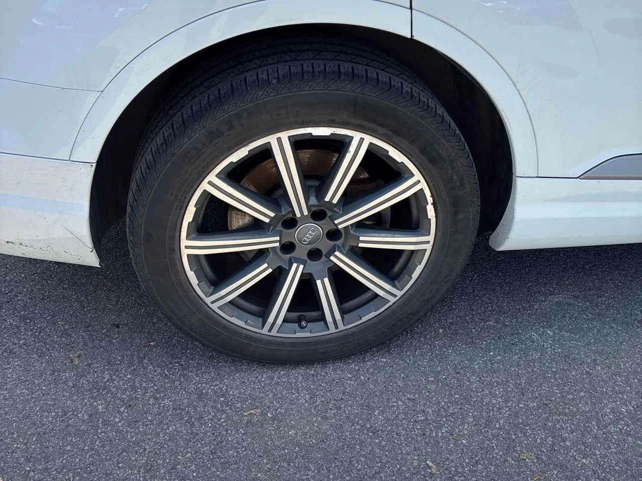 Audi Q7 * 3.0T Komfort * АВТОКРЕДИТ * КЛИП НА МОТОРА, снимка 6 - Автомобили и джипове - 54747217