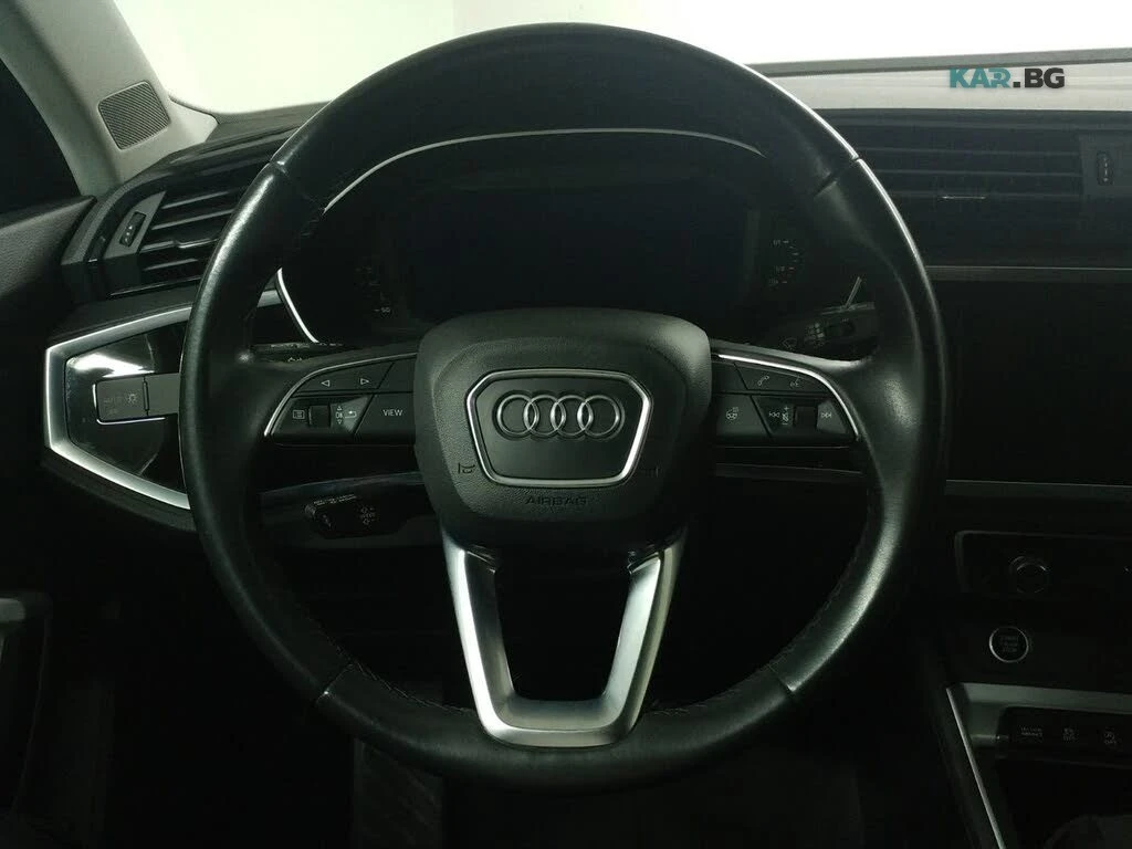 Audi Q3  Progressiv * 40TFS * АвтоКредит * (ЦЕНА ДО БГ), снимка 16 - Автомобили и джипове - 54875060
