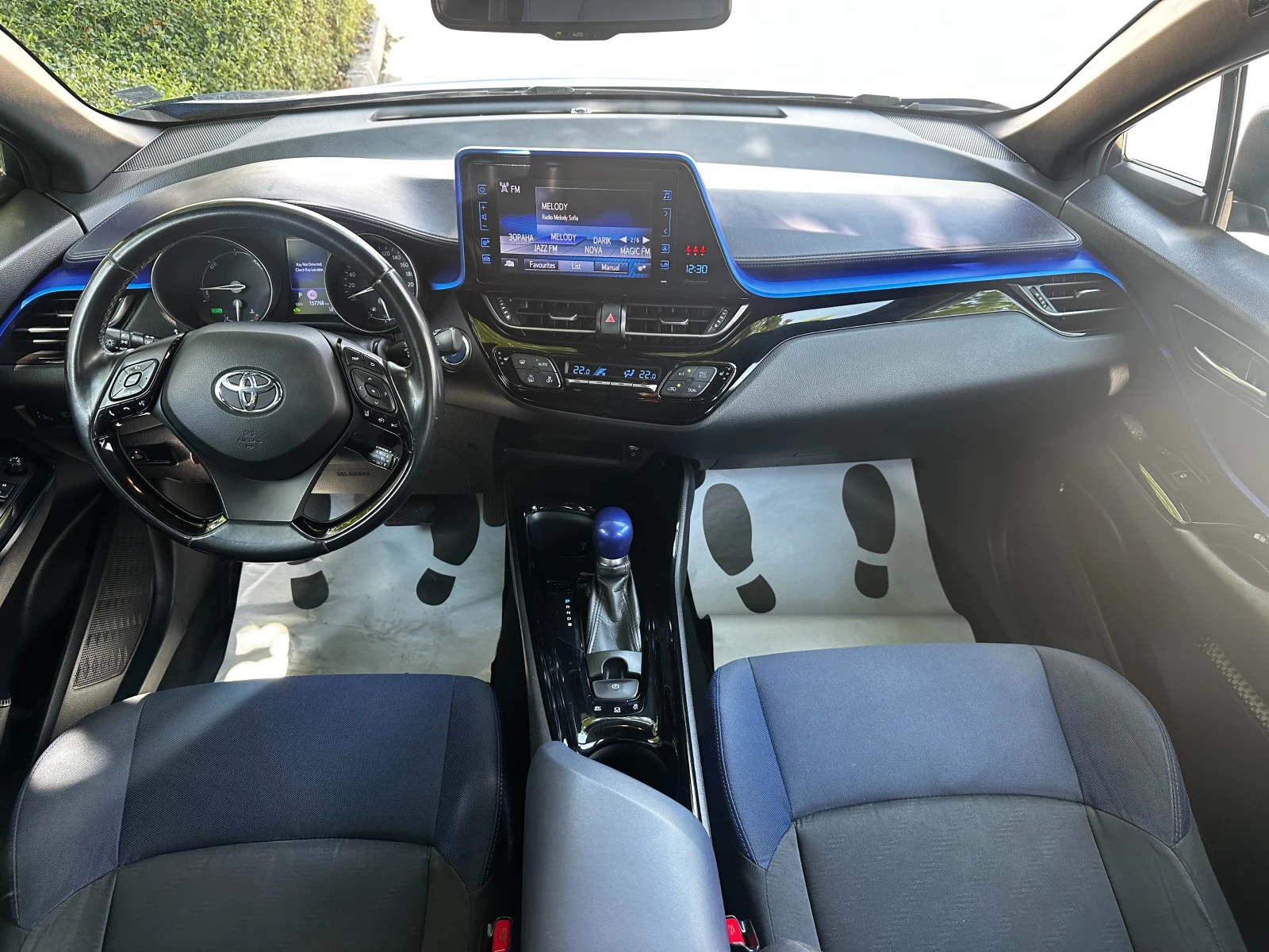 Toyota C-HR 1.8 Hybrid/Газ/ГАРАНЦИЯ, снимка 11 - Автомобили и джипове - 54999452