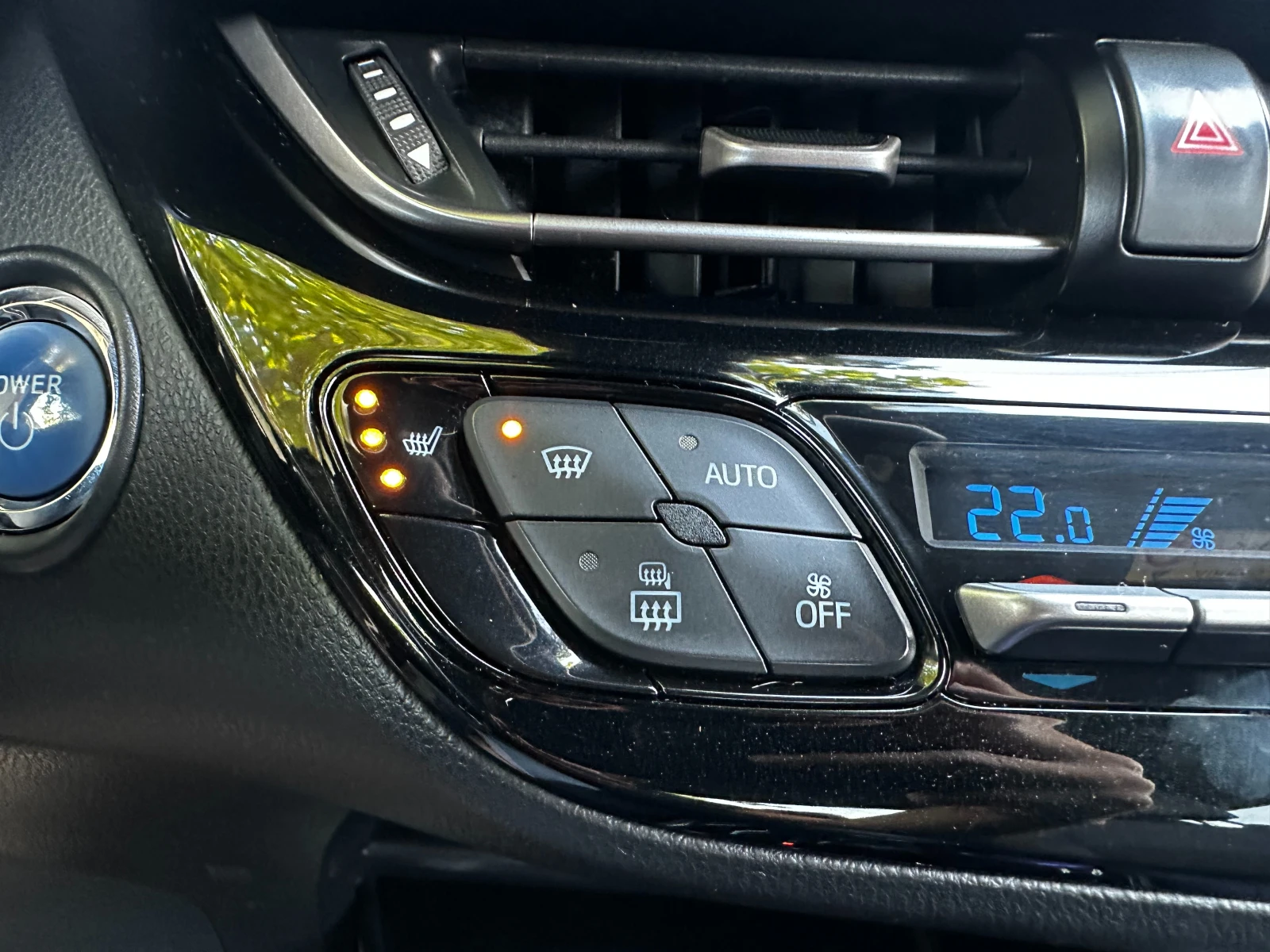Toyota C-HR 1.8 Hybrid/Газ/ГАРАНЦИЯ, снимка 15 - Автомобили и джипове - 54999452