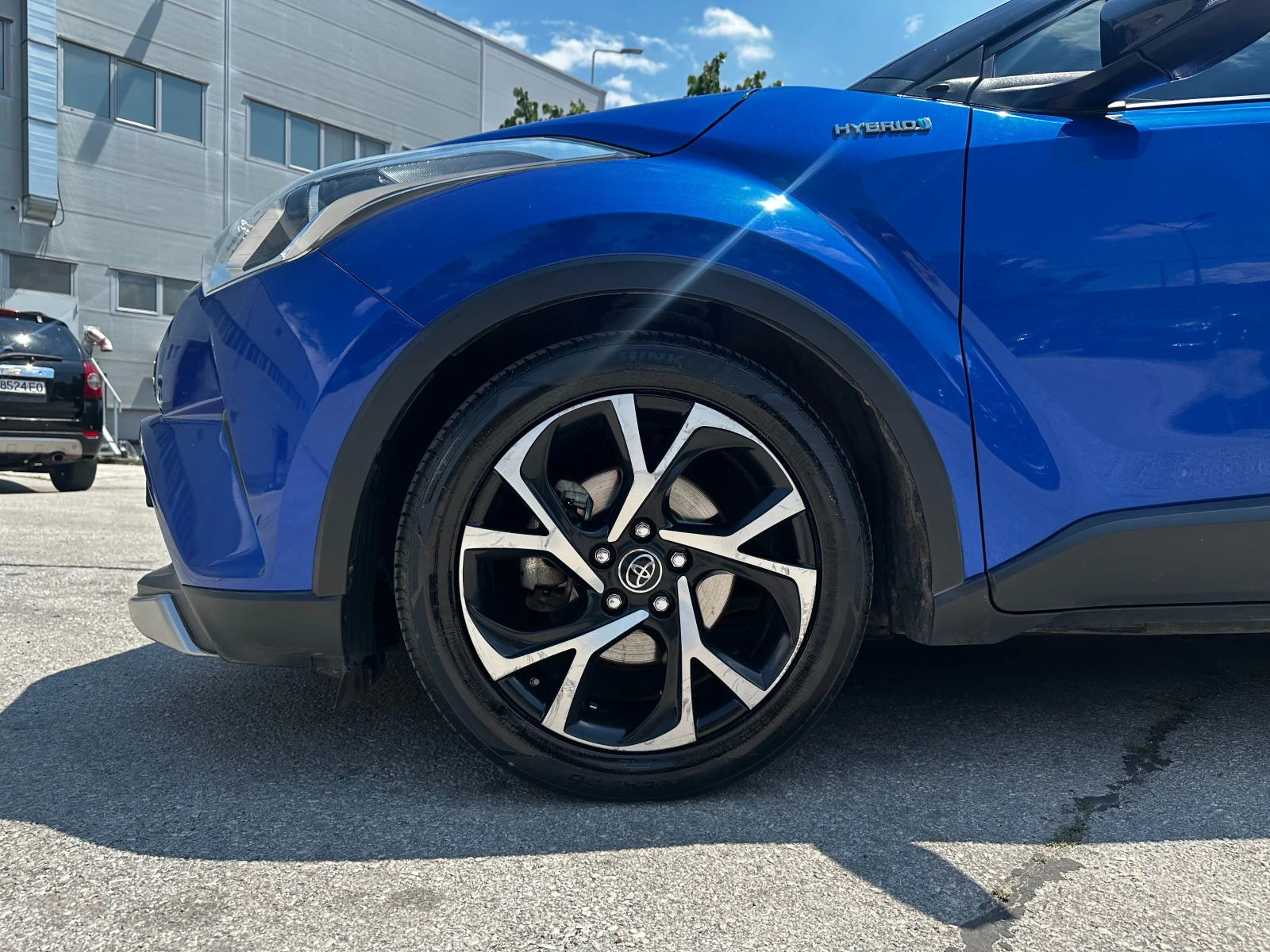 Toyota C-HR 1.8 Hybrid/Газ/ГАРАНЦИЯ, снимка 8 - Автомобили и джипове - 54999452