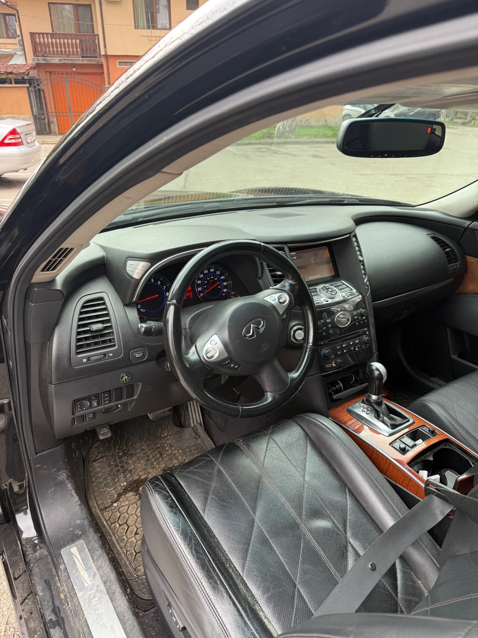 Infiniti Fx 35, снимка 6 - Автомобили и джипове - 55383431