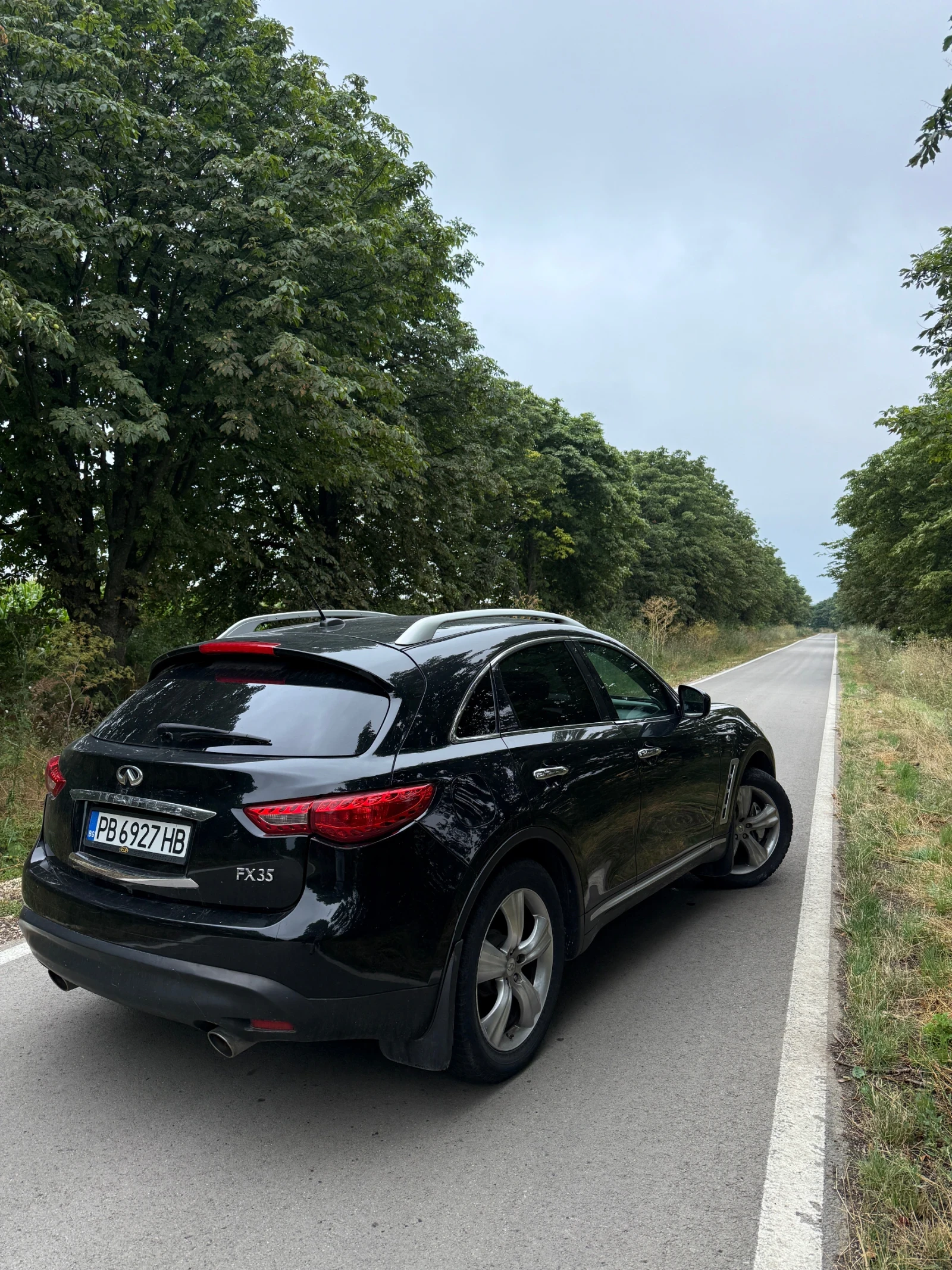 Infiniti Fx 35, снимка 3 - Автомобили и джипове - 55383431