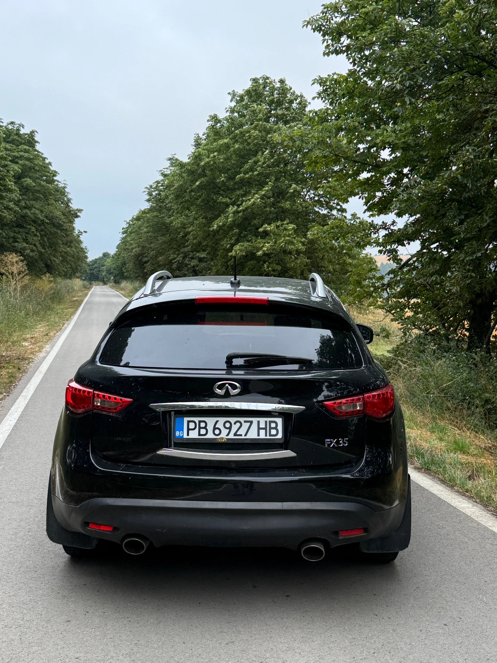 Infiniti Fx 35, снимка 4 - Автомобили и джипове - 55383431