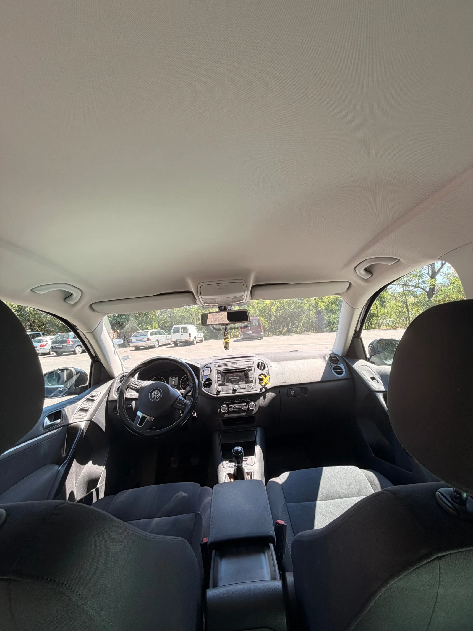 VW Tiguan, снимка 6 - Автомобили и джипове - 55474978