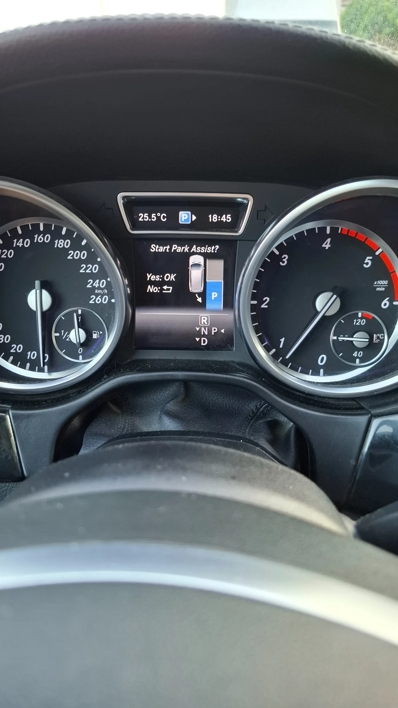 Mercedes-Benz GL 350 AMG GRAND EDITION , снимка 15 - Автомобили и джипове - 55867722