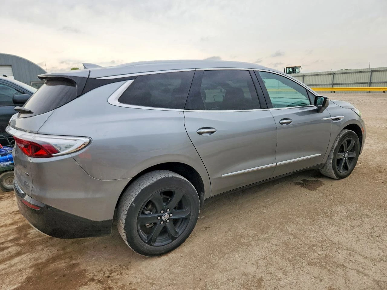 Buick Enclave 3.6l Essence, снимка 3 - Автомобили и джипове - 55944801