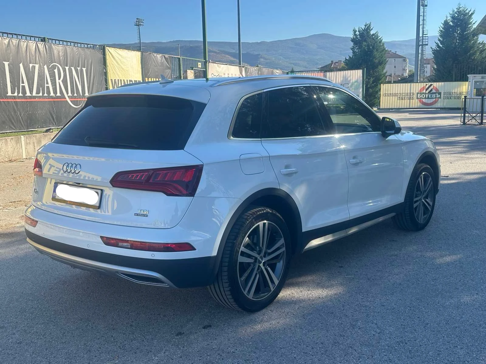 Audi Q5, снимка 5 - Автомобили и джипове - 56366978