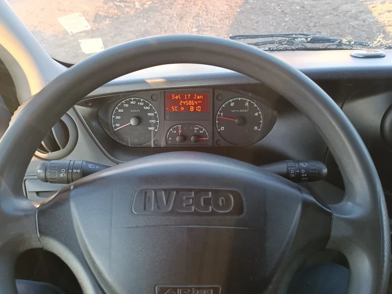 Iveco Daily 35c17, снимка 4 - Бусове и автобуси - 53128393