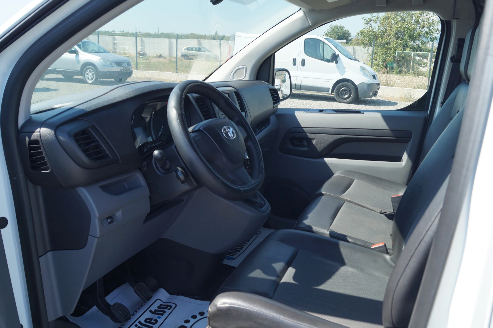 Toyota Proace 1.6d 116�.�. | Mobile.bg � ����������� 9