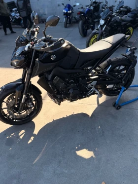 ����� �� �������� �� Yamaha Mt-09 MT09TriplleBlack