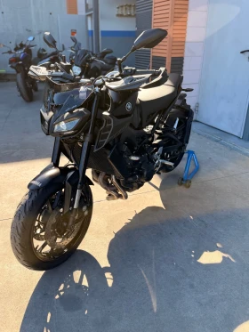 ����� �� �������� �� Yamaha Mt-09 MT09TriplleBlack