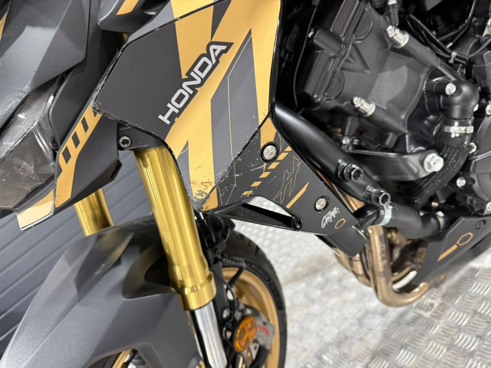 Honda Hornet GOLD AND BLACK | Mobile.bg � ����������� 10