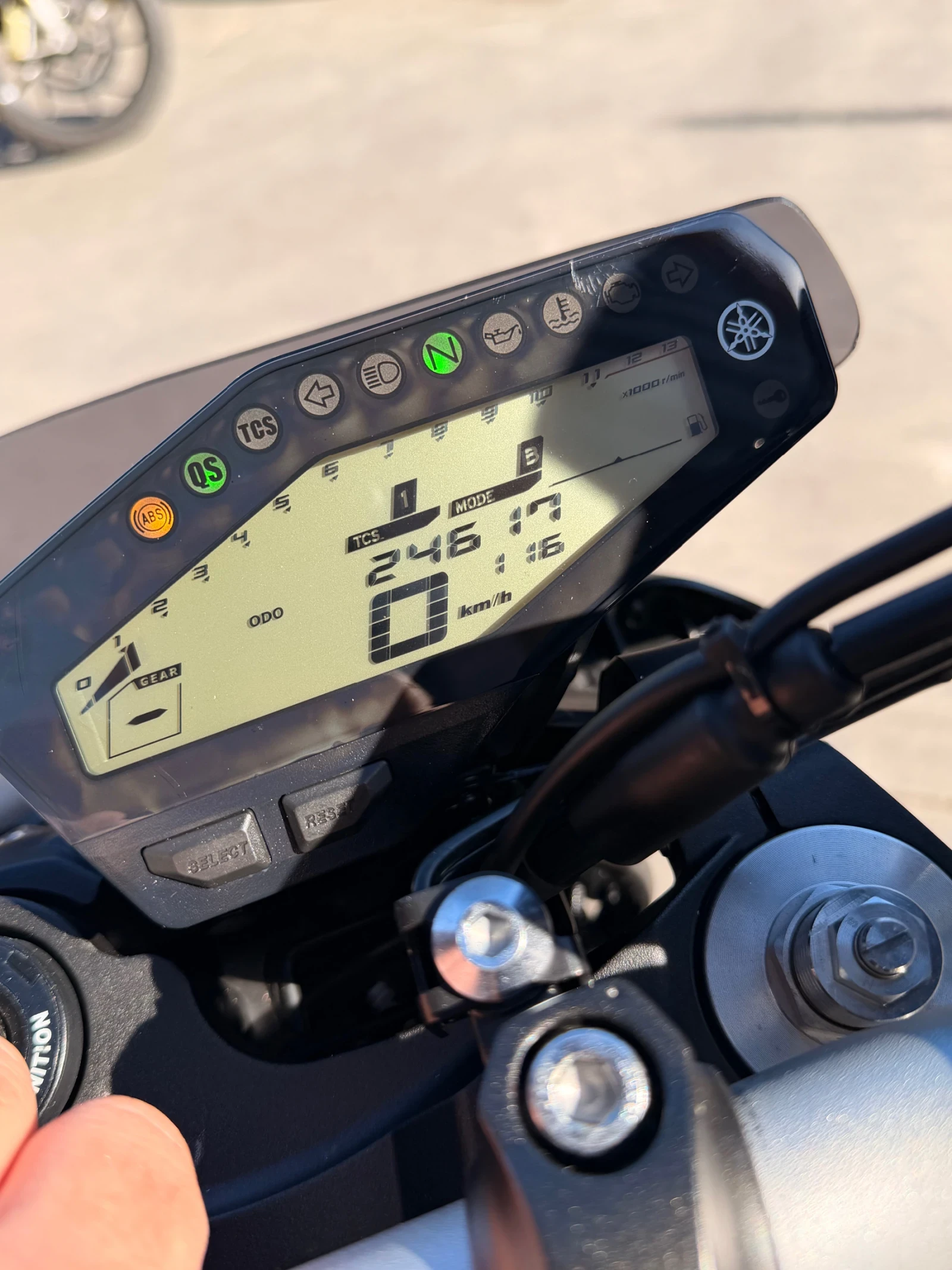 Yamaha Mt-09 MT09TriplleBlack, снимка 13 - Мотоциклети и мототехника - 56635929