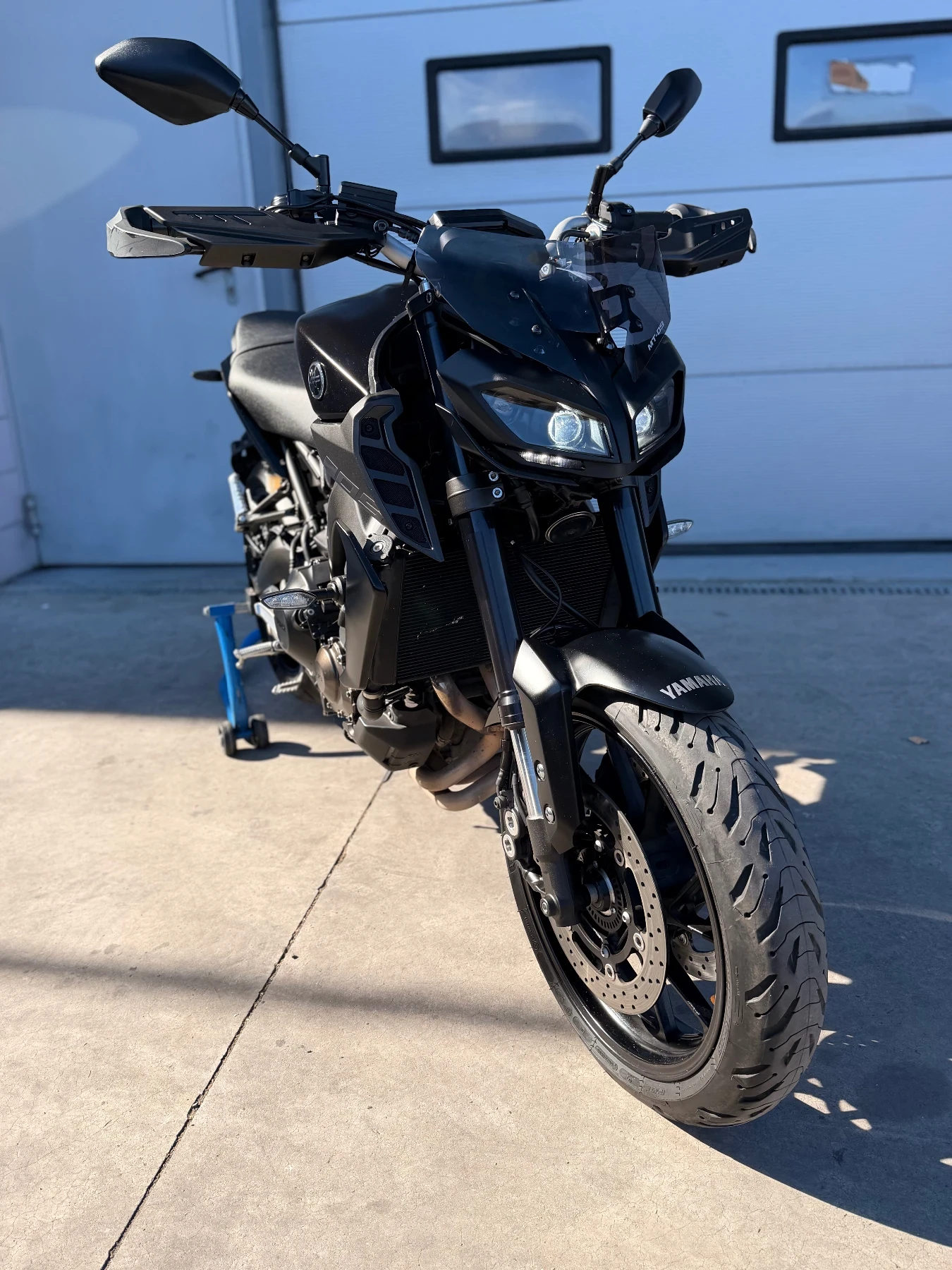 Yamaha Mt-09 MT09TriplleBlack, снимка 4 - Мотоциклети и мототехника - 56635929