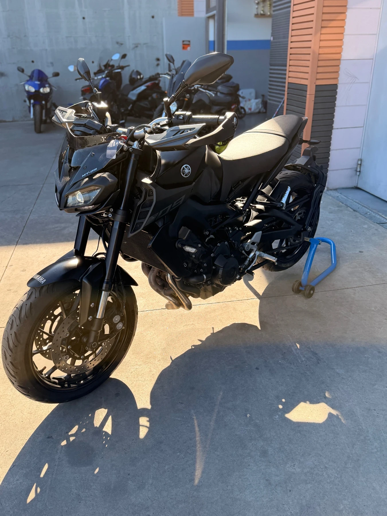 Yamaha Mt-09 MT09TriplleBlack, снимка 5 - Мотоциклети и мототехника - 56635929