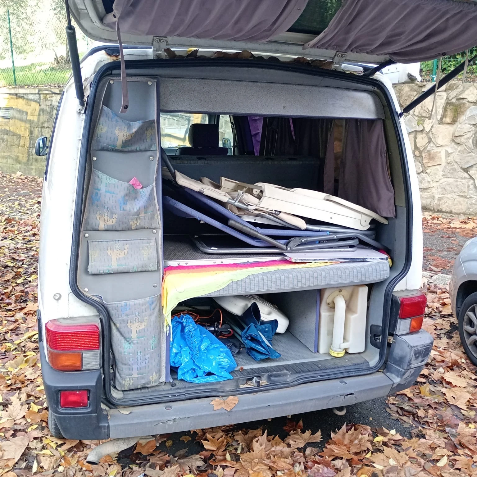 Кемпер VW T4 California , снимка 11 - Каравани и кемпери - 53918155