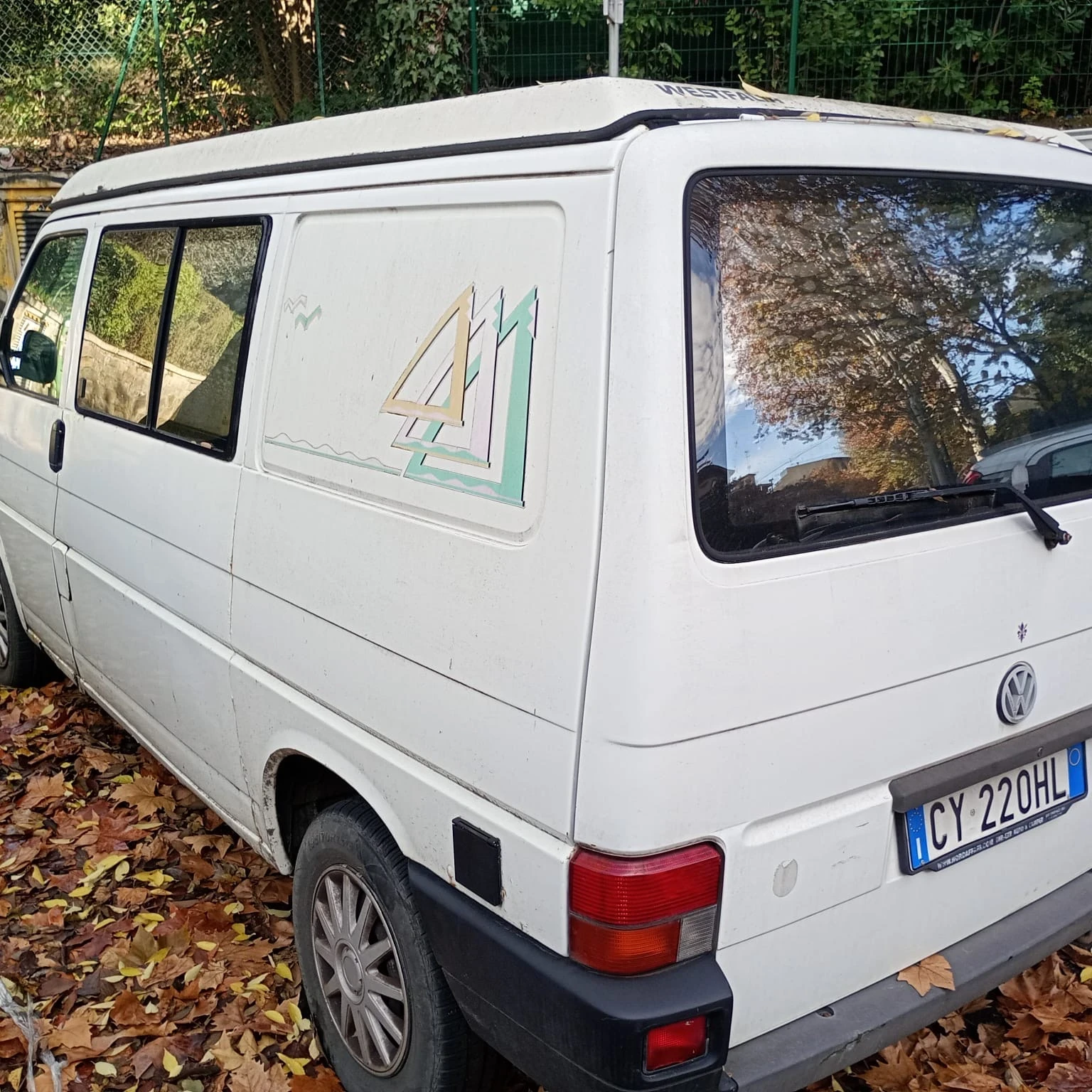 Кемпер VW T4 California , снимка 3 - Каравани и кемпери - 53918155