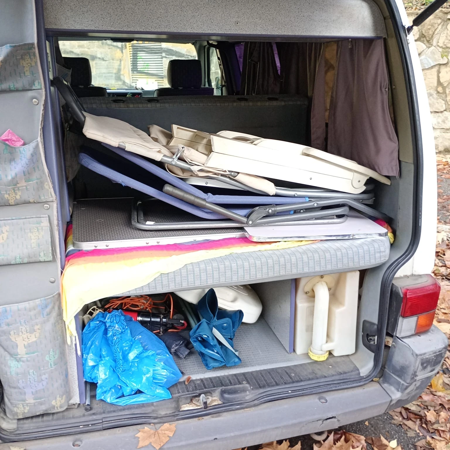 Кемпер VW T4 California , снимка 9 - Каравани и кемпери - 53918155