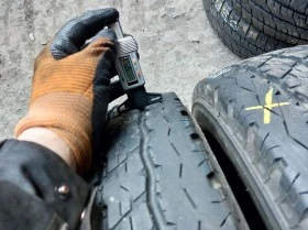 Гуми Зимни 215/70R15, снимка 5