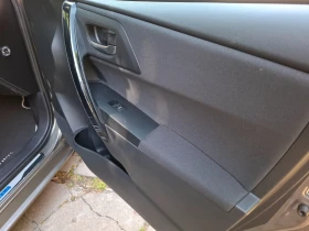 Toyota Auris Hybrid 2017г., снимка 9
